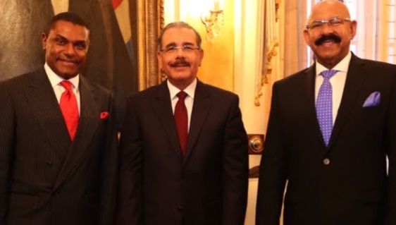 Oscar de Leon, El Canario y Danilo Medina